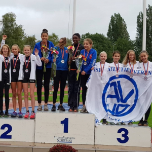 Podium 4x600m MJD